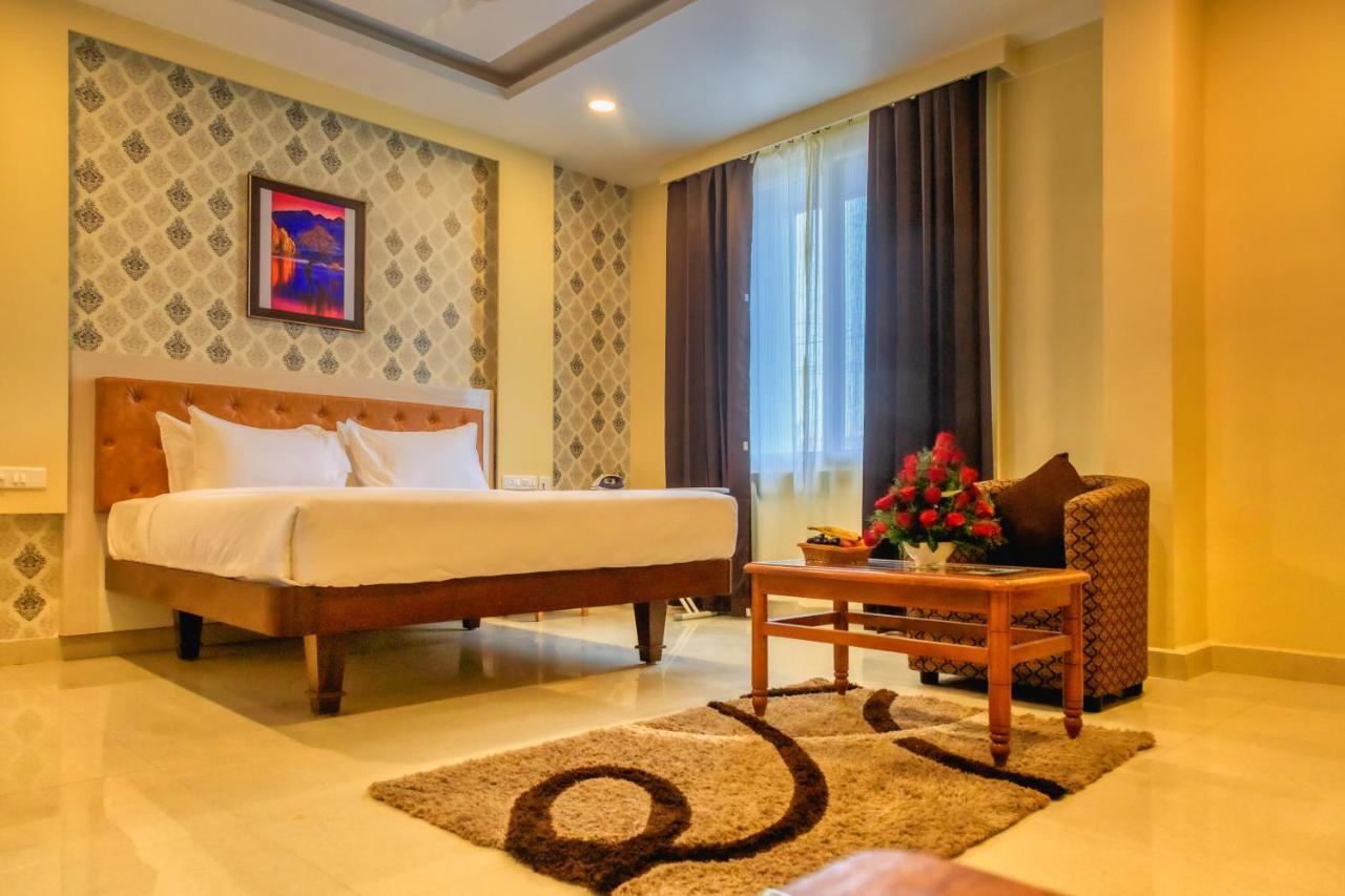 Hotel Royal Grande Vellore Eksteriør bilde